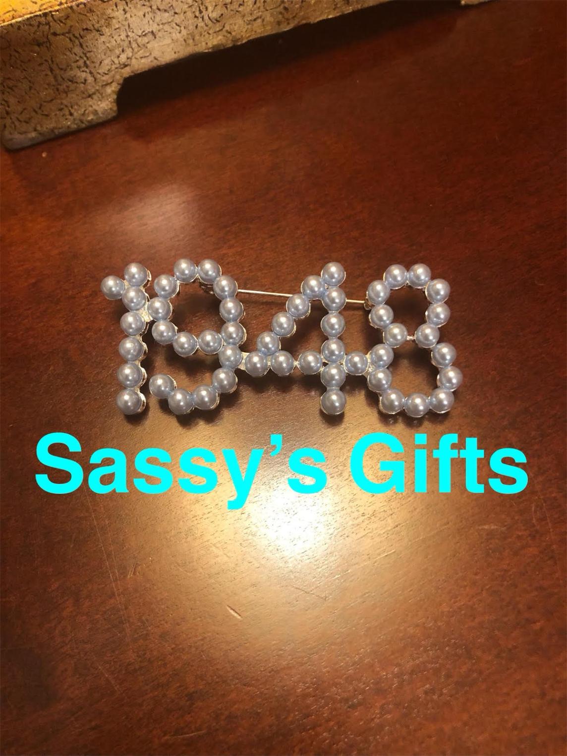 1948 Light Blue Pearls PIn