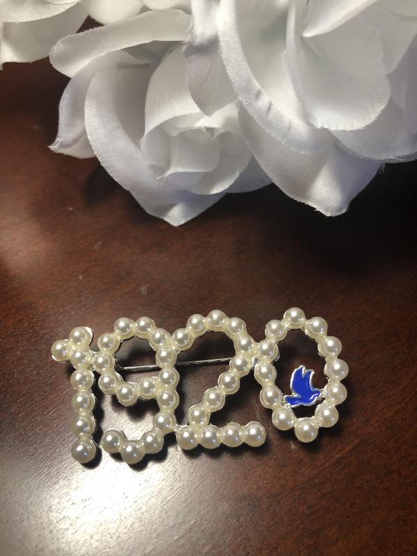 1920 White Pearls Pin with Dove