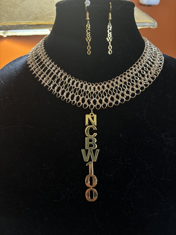 NCBW100 Dangling Earrings